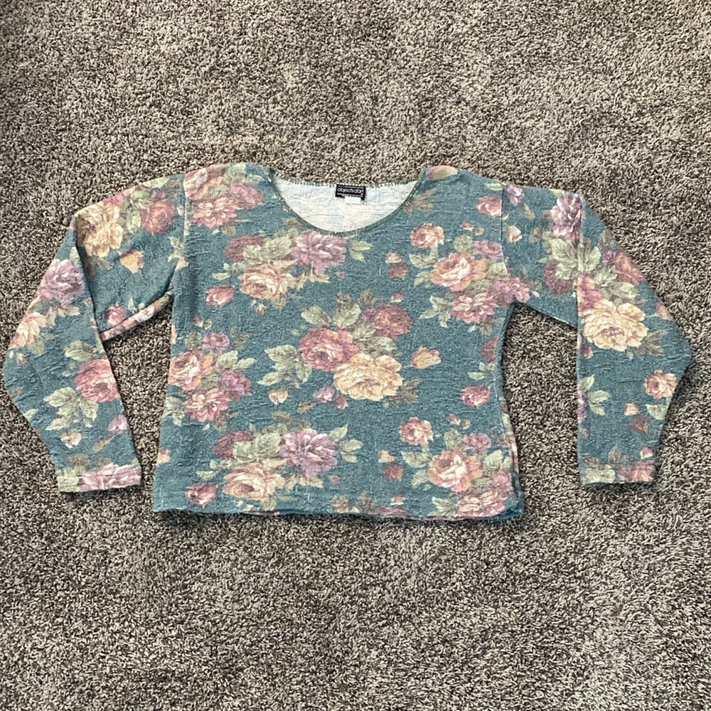 Objects Dart floral long sleeve top